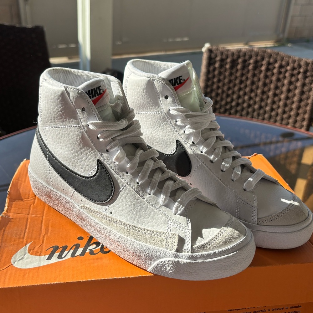 Nike Blazer Mid ‘77